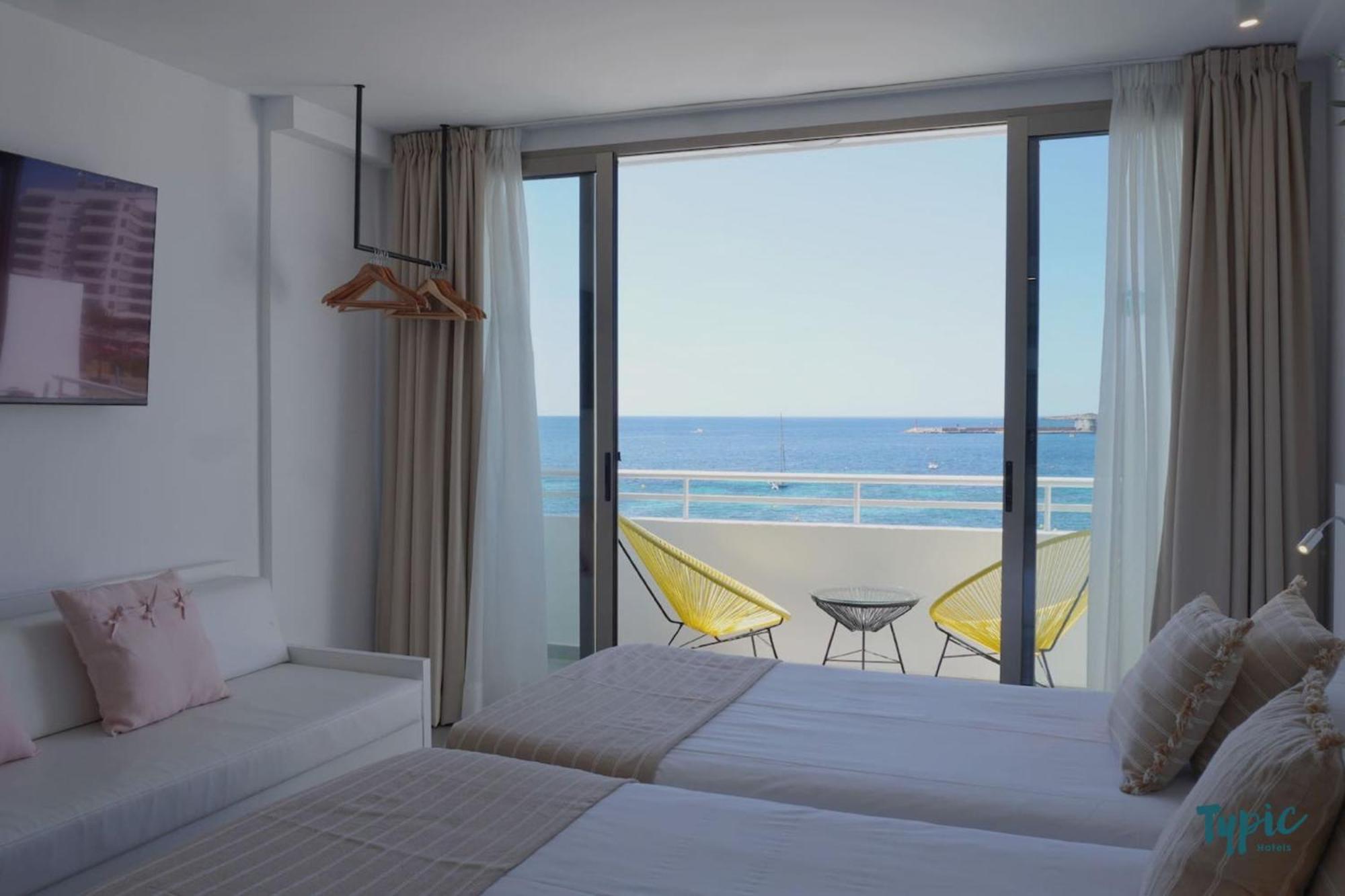 Typic Marina Playa - Adults Only Aparthotel San Antonio  Bagian luar foto