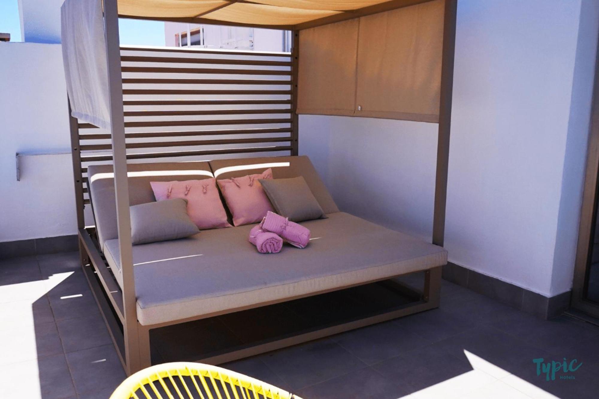 Typic Marina Playa - Adults Only Aparthotel San Antonio  Bagian luar foto